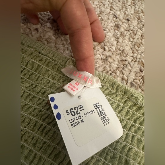 Luxxel Sage Green Ruffled Tiered Mini Dress size M - Picture 7 of 9